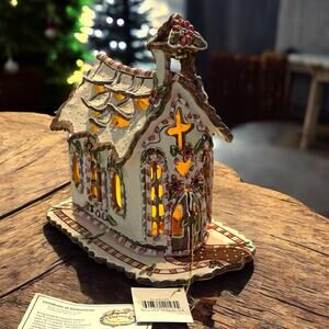 NWT RET GINGERBREAD CHURCH Heather Goldminc Tea Candle House Christmas Blue Sky